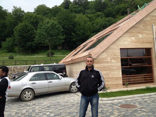  ,   Elnur, 42 ,   ,   , c 