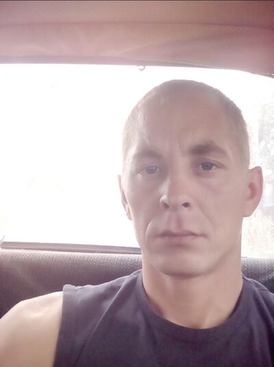  ,   Andrej, 37 ,   ,   , c 