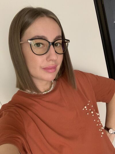  ,   Lena, 35 ,   ,   