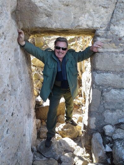  ,   Viktor, 63 ,   ,   , c 