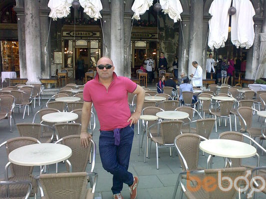  ,   Victor, 48 ,   