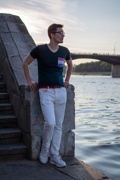  ,   Maxwell, 33 ,   ,   