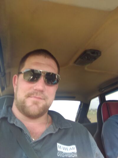  ,   Alex, 39 ,   ,   