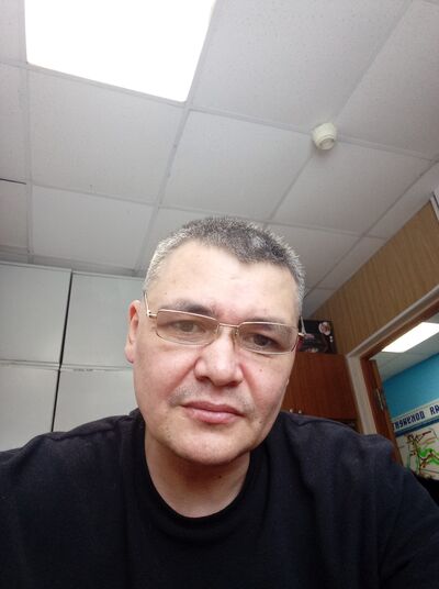   ,   Ruslan, 44 ,   ,   