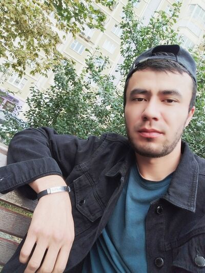  ,   Dominik, 27 ,   ,   