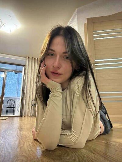 ,   Christina, 28 ,   ,   