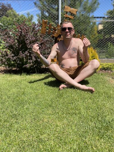  ,   Artem, 37 ,   ,   , c , 