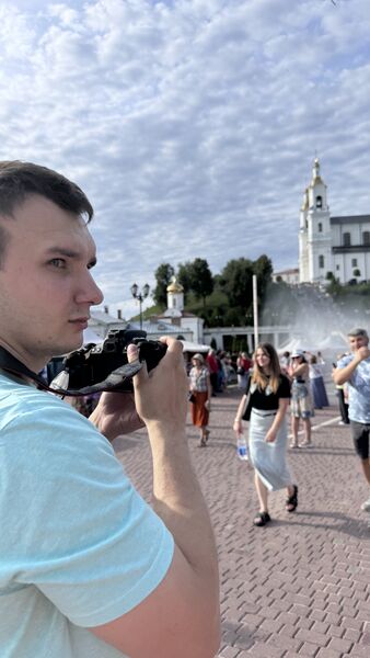  ,   Slava, 33 ,   
