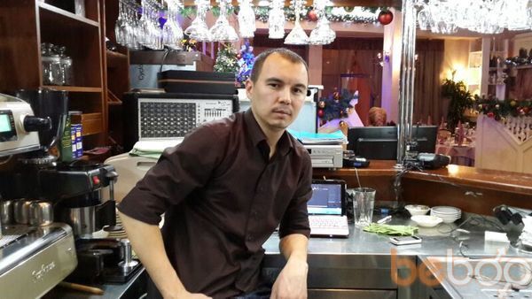  ,   Stas, 39 ,   