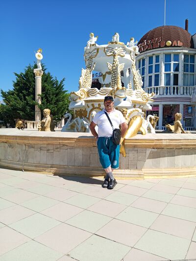  ,   Vitalii, 60 ,   ,   