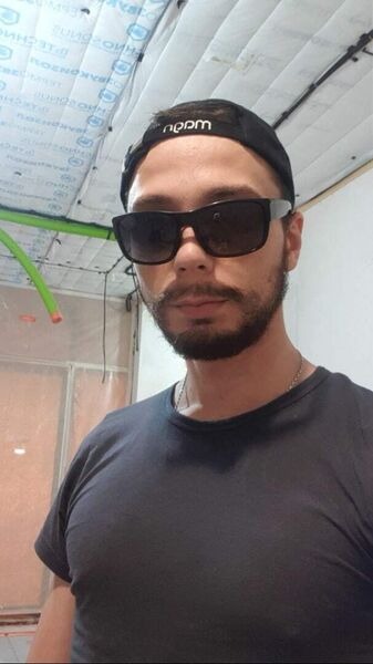  ,   Ilya, 32 ,   ,   , c 