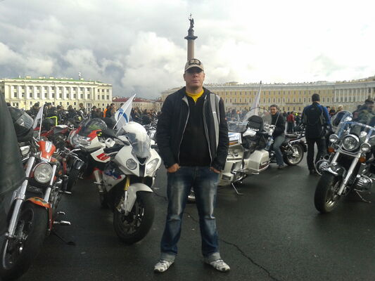 -,   Kosmich, 44 ,  