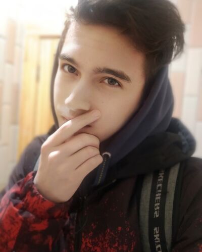  ,   Maxim Zinur, 25 ,   ,   , c , 