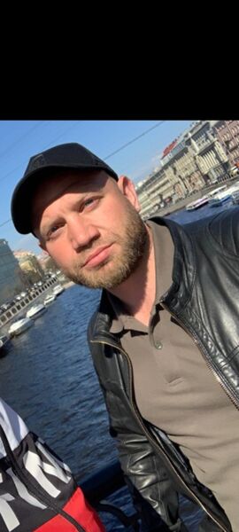  ,   Alex, 39 ,   ,   