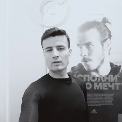  -,   Zoir, 32 ,   ,   , c 