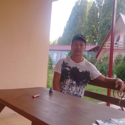  ,   DeeV, 56 ,   , 