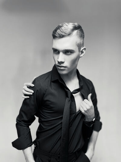   ,   Ruslan Roys, 24 ,   ,   