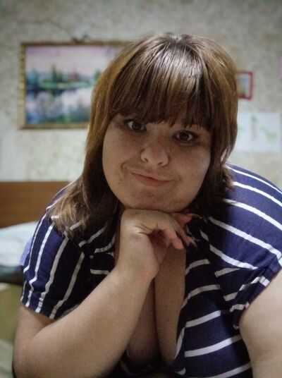 Знакомства Семикаракорск, фото девушки Олеся, 30 лет, познакомится для флирта, любви и романтики, cерьезных отношений, переписки