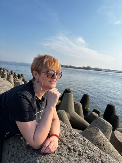  --,   , 46 ,   c 