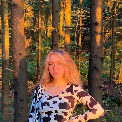  ,   Sofya, 21 ,   ,   