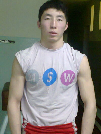  ,   Azamat, 32 ,   ,   , c 