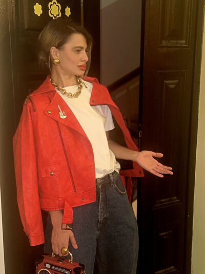  ,   Zhanna, 32 ,   c , 