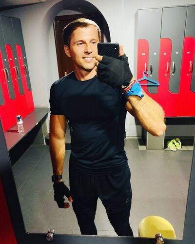  ,   , 44 ,   ,   , c 