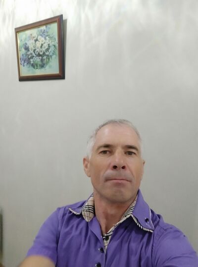  ,   Vasile, 52 ,   c 