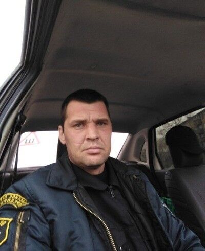  ,   Anton, 40 ,   ,   , c 