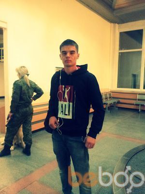  ,   Malik, 30 ,   