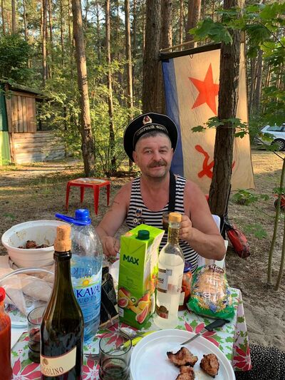  ,   Anatolij, 61 ,   