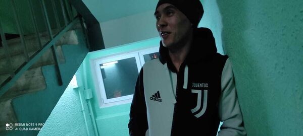  ,   Azamat, 33 ,   ,   , c , 