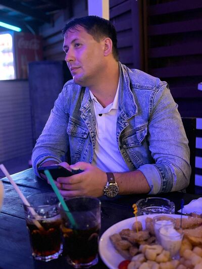  ,   Artur, 34 ,   ,   , c 