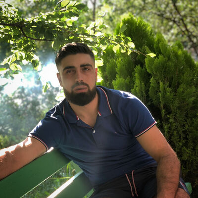  ,   Arsen, 28 ,   ,   
