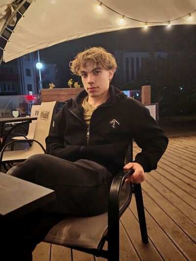  ,   , 18 ,   ,   , c 