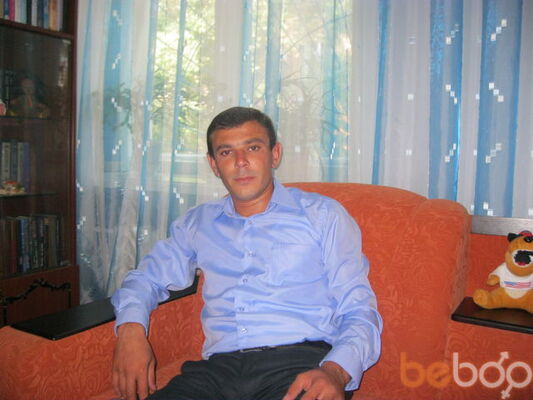  ,   Edik, 40 ,   