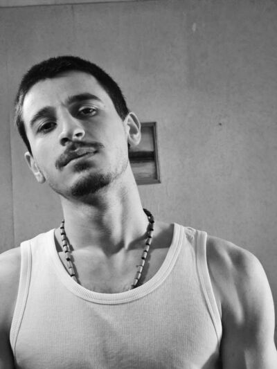  ,   Norski, 21 ,   ,   