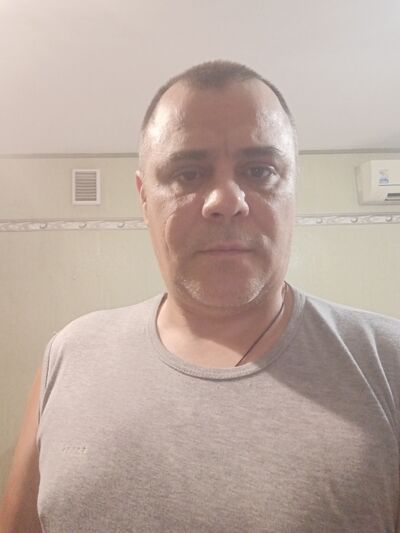  ,   Anton, 43 ,   ,   