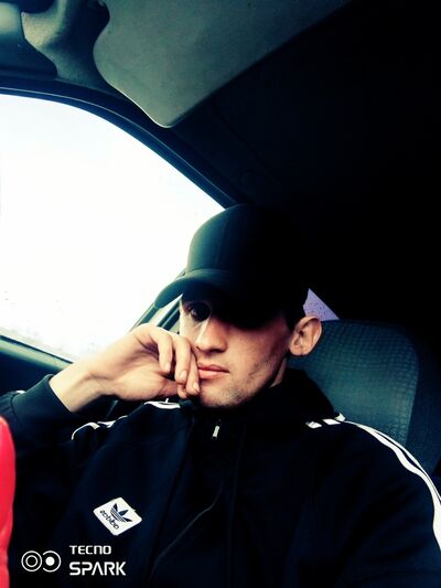  ,   Denis, 28 ,   ,   