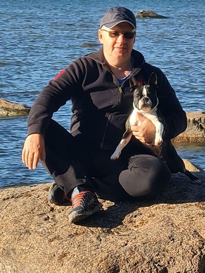  ,   Viktor, 55 ,   c 