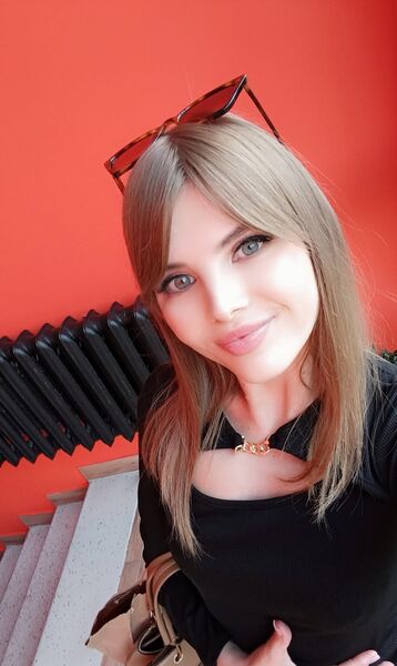  ,   Anastasia, 30 ,   