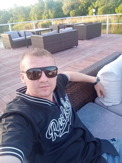  ,   Denis, 35 ,   ,   , c , 