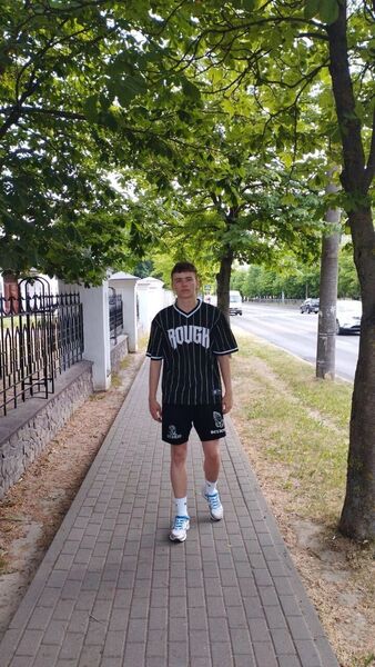  ,   Vadim, 19 ,   ,   