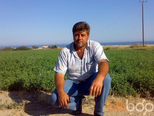  ,   Stas, 51 ,   