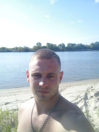  ,   Artur, 31 ,   ,   