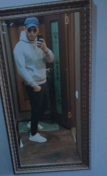  -,   Adam, 29 ,   c 