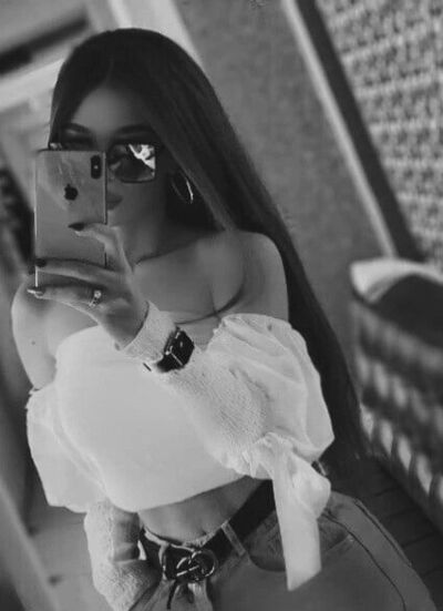  ,   Sabina, 22 ,   ,   