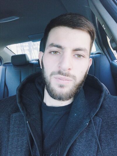  ,   Artur, 26 ,   ,   