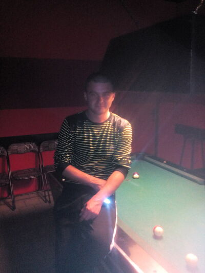  ,   Maxim, 32 ,   ,   , c 