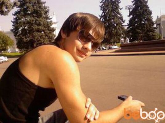  ,   Macho, 40 ,   